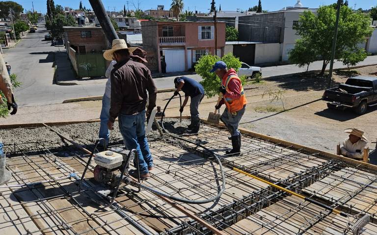 Trabaja SCOP en construcción de centro comunitario en colonia Los Pinos