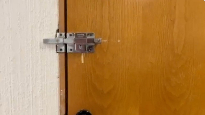 INE asegura que reporteros “nunca estuvieron encerrados” durante reunión con gobernadores