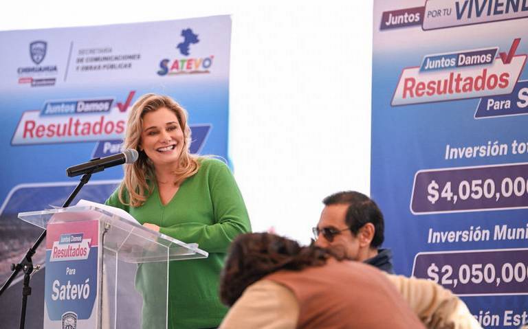 Entrega Maru Campos viviendas y rehabilitación de caminos en Satevó