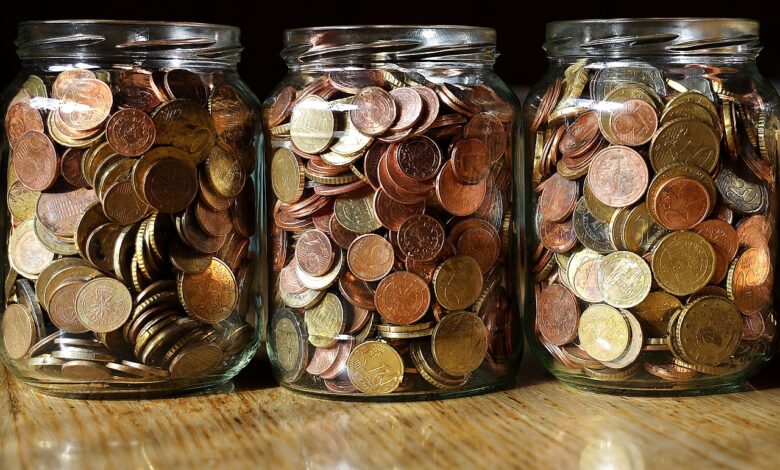 Trabajadores del sector público presentan primer amparo contra Fondo de Pensiones