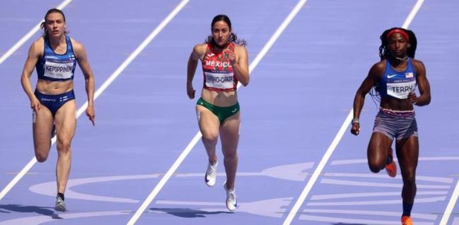 Avanza Cecy Tamayo al repechaje de los 200 metros planos